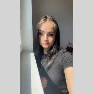 Elisa , babysitter à Moneteau