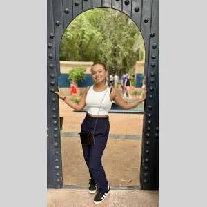 Léa, babysitter à Calais