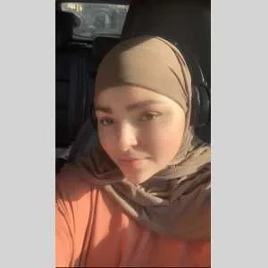 Sirine, babysitter à Villepinte