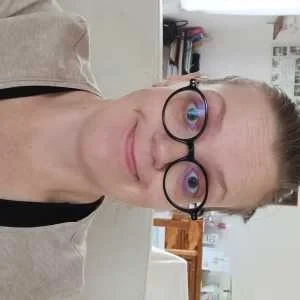 Charlene , babysitter à Wavignies