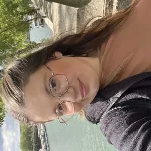 Alyson, babysitter à Nojeon en Vexin