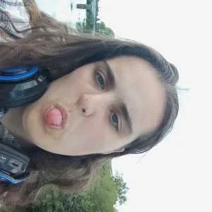 Amandine , babysitter à Confolens