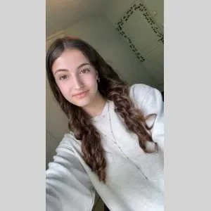 Lorine, babysitter à Poitiers