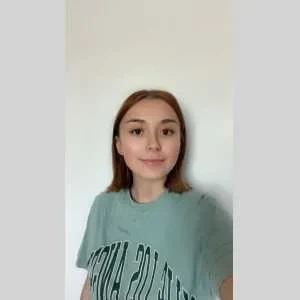 Eva , babysitter à Rosheim