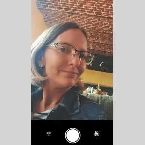 Valerie, babysitter à Quievy