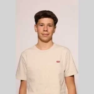 Sacha, babysitter à Annecy