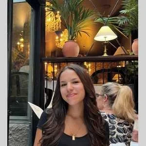 Alice, babysitter à Angers