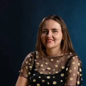 Leane, babysitter à Dijon