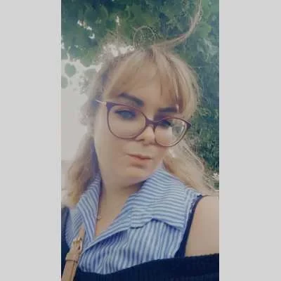 Juliette , babysitter à Saint Pathus