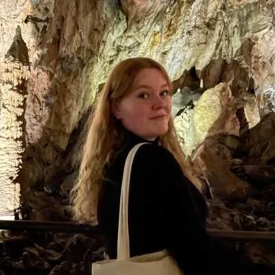 Lorie, babysitter à Perpignan