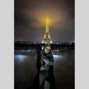 Victoria, babysitter à Brie Comte Robert