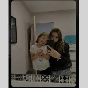 Eléa, babysitter à Andilly