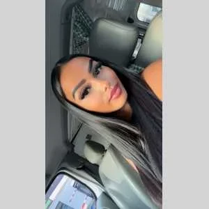 Malyka, babysitter à Poitiers