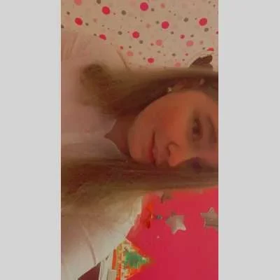 Julie, babysitter à Saint-Joseph