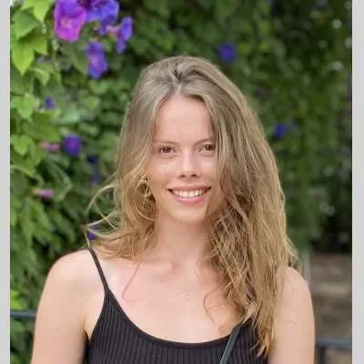 Laura, babysitter à La Colle-sur-Loup