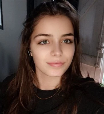 Juliette babysitter à Damiatte