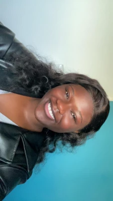 Jessie babysitter à Toulouse