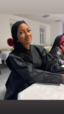 Kayla babysitter à Mantes-la-Jolie