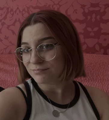 Paloma, babysitter à La Chapelle-de-Guinchay