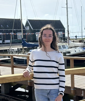 Etzana, babysitter à Noyal-Châtillon-sur-Seiche