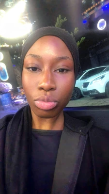 Jahray babysitter à Paris