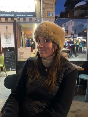 Justine babysitter à Clermont-Ferrand