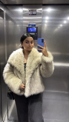 Amira, babysitter à Montreuil