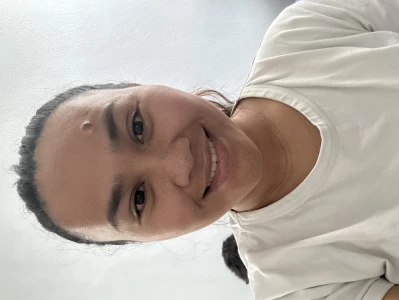 Vivian, babysitter à Meudon