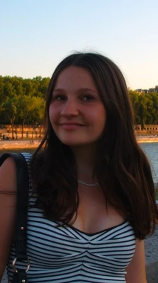 Lisa babysitter à Samoëns