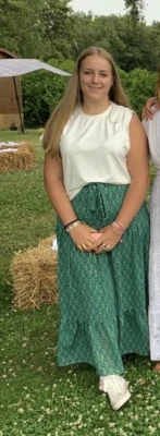 Typhaine, babysitter à Reyniès