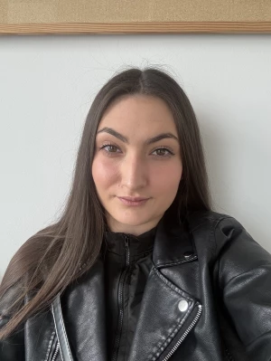 Jeanne babysitter à Le Taillan-Médoc