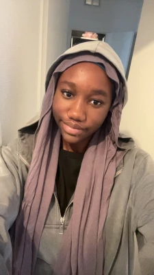 Khady-Maria, babysitter à Saint-Michel-sur-Orge