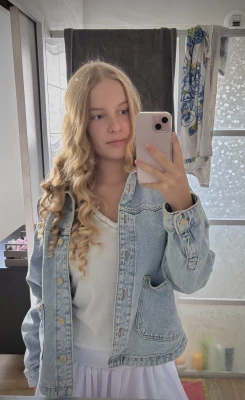 Leonie, babysitter à Louargat