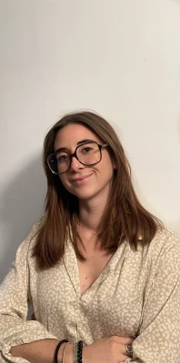 Alexia babysitter à Antibes