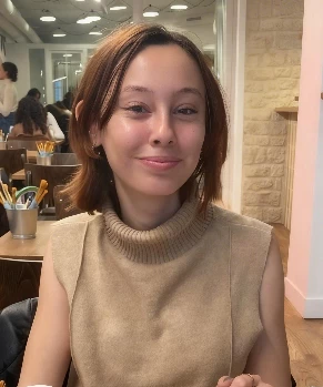 Axelle, babysitter à Annecy