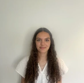 Albane babysitter à Orée d'Anjou