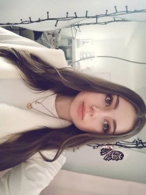 Jade babysitter à Écouis