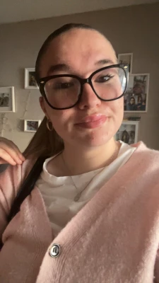 Léane, babysitter à Isle