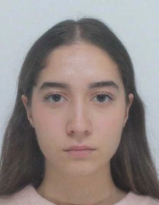 Meryem babysitter à Roussillon