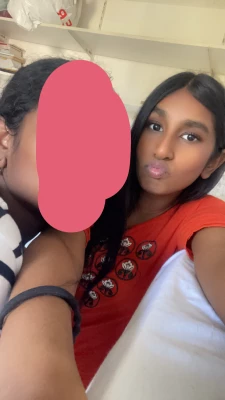 Janany, babysitter à Trappes