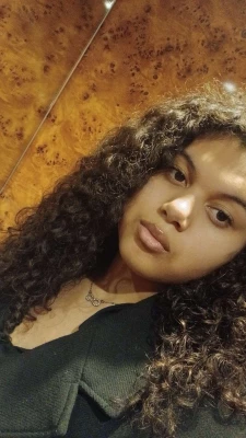 Zoe, babysitter à Mantes-la-Ville