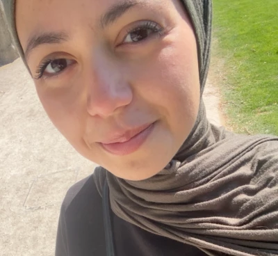 Naussane, babysitter à Montigny-le-Bretonneux