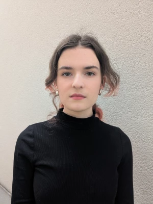 Capucine, babysitter à Montreuil