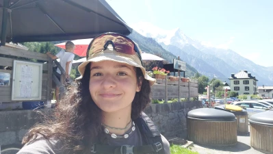 Lola babysitter à Izernore