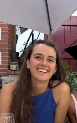 Manon, babysitter à Tourcoing