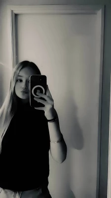 Shanyce, babysitter à Étaules
