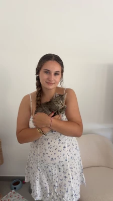 Estelle babysitter à Salon-de-Provence