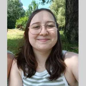 Elisa, babysitter à Grenoble