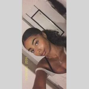 Jenny, babysitter à Montrouge